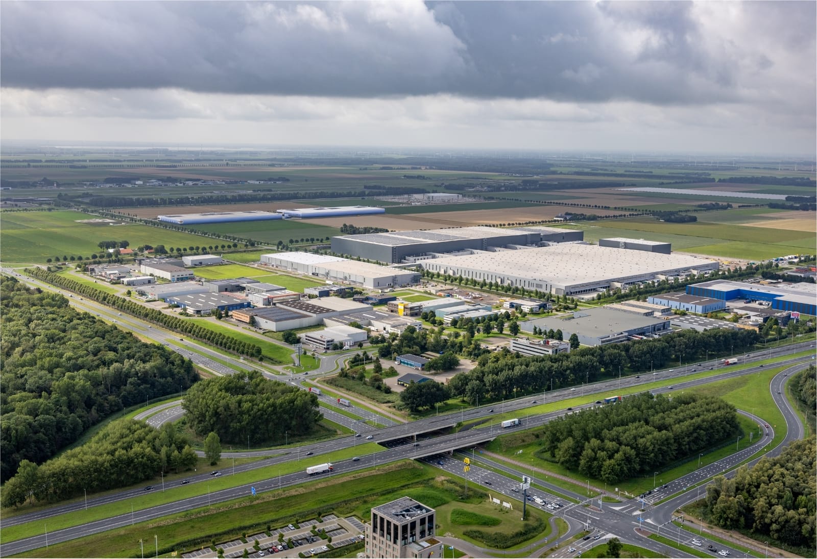 Sustainable modern logistics warehouse in Almere–Lelystad, Flevoland